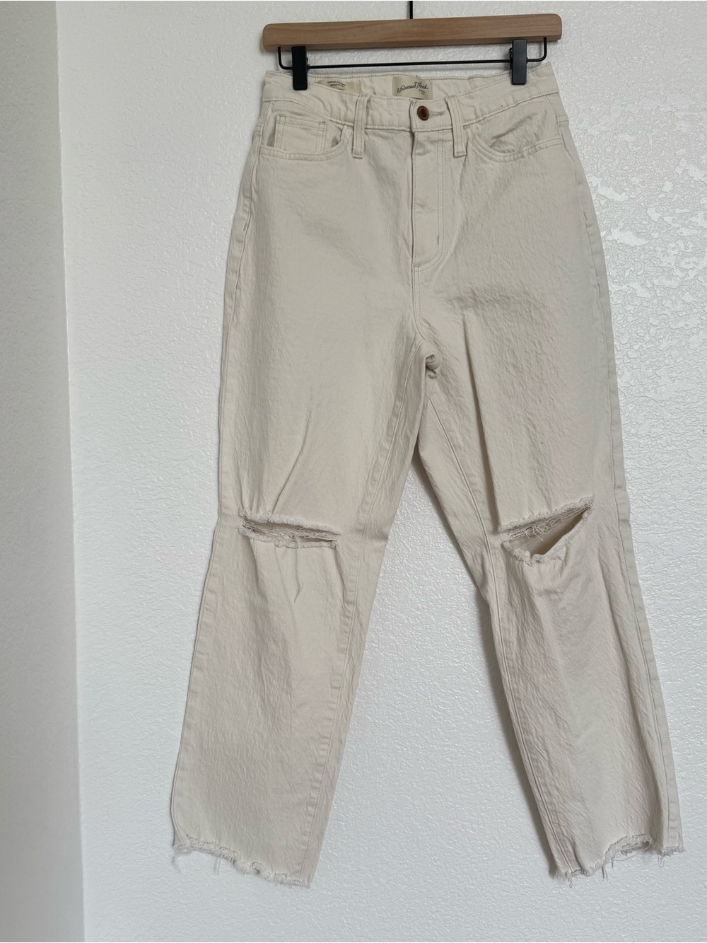 Universal Thread High-Rise Distressed Straight Leg Jeans - White